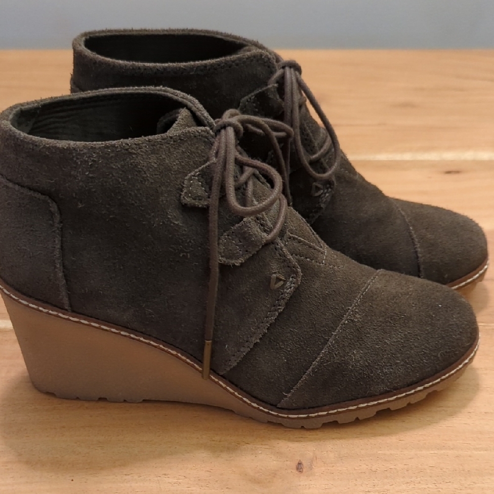 Toms Olive Suede Lace-Up Wedge Ankle Boots